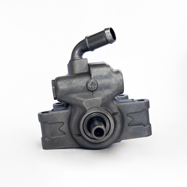 Bomba Dirección Hidráulica Ford Mustanga 2002 - 2005